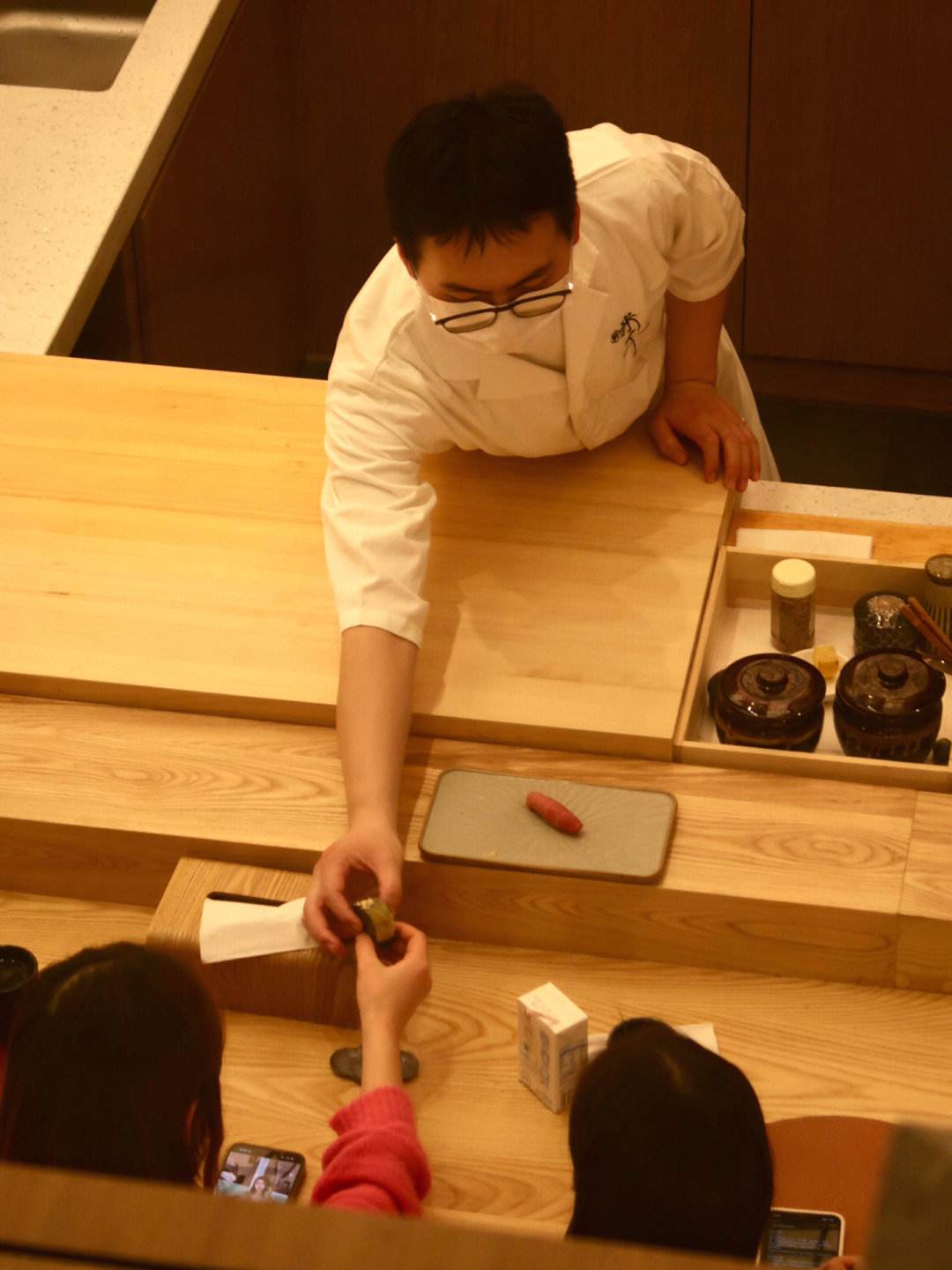 如何克服初学者在寿司制作中的困难